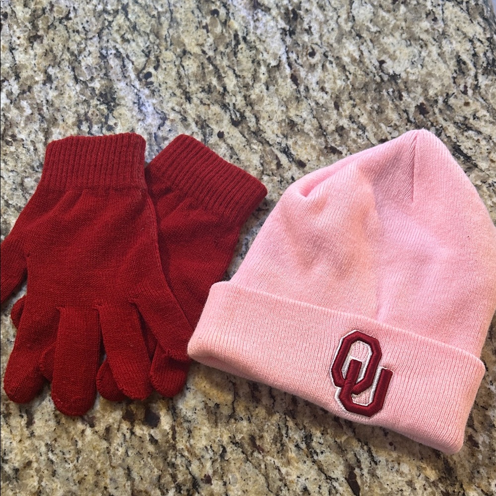OU Women’s Pink Beanie and Red Gloves Set